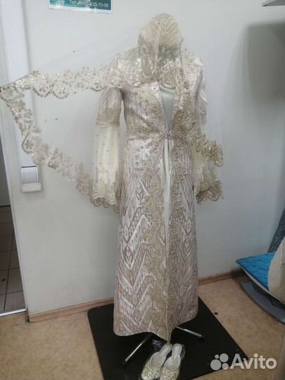 Узбекская женская одежда тройка комплект