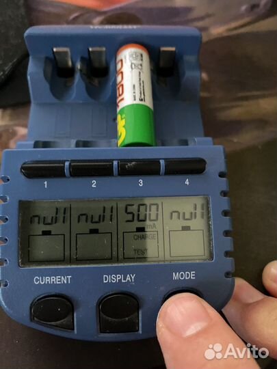 Зарядное устройство LA crosse BC-1000 (technoline)