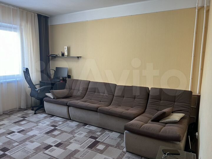 2-к. квартира, 58 м², 7/17 эт.