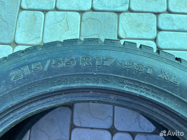 Nokian Tyres Hakkapeliitta 7 215/55 R17 98T