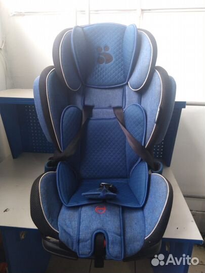 Продам детское автомобильное кресло