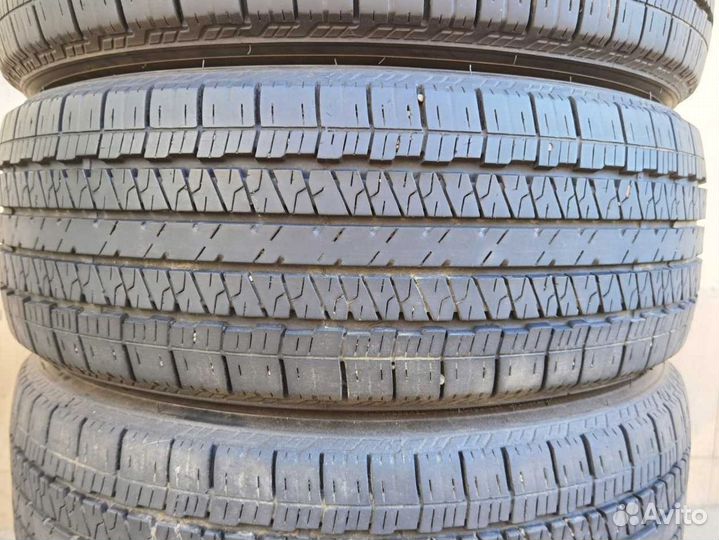 Triangle TR257 225/60 R17 99H