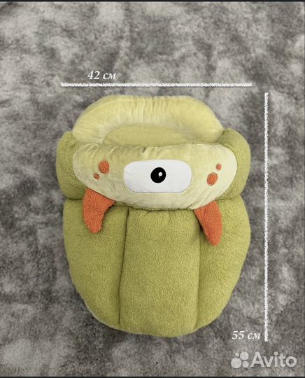 Домик,лежанка для кошек