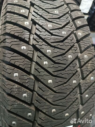 Yokohama IceGuard Stud IG65 245/45 R19