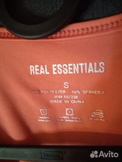 Новые женские футболки 44р