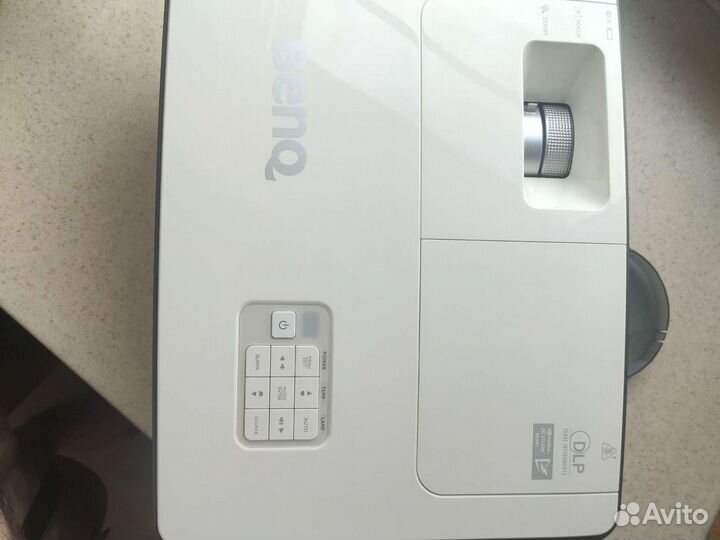 Проектор benq w700