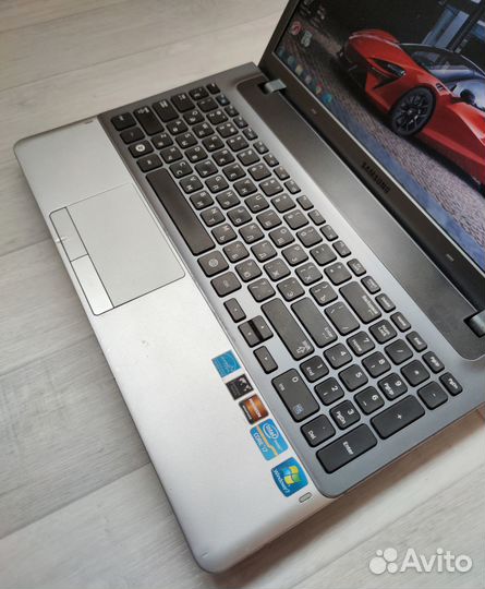 Samsung\i7-3610QM\4 ядра \Amd 7600m(2gb)\ozu 6gb