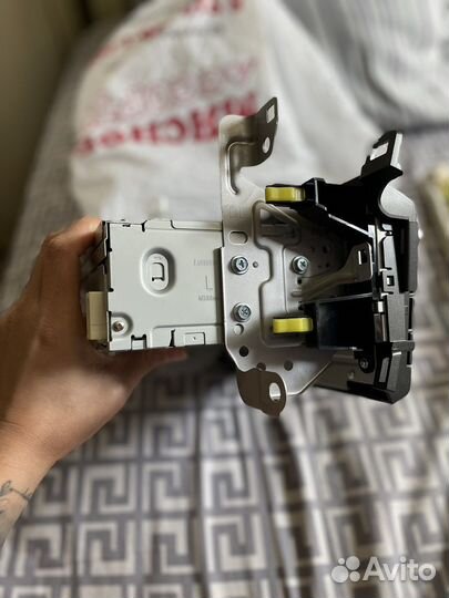 Магнитола для toyota rav 4