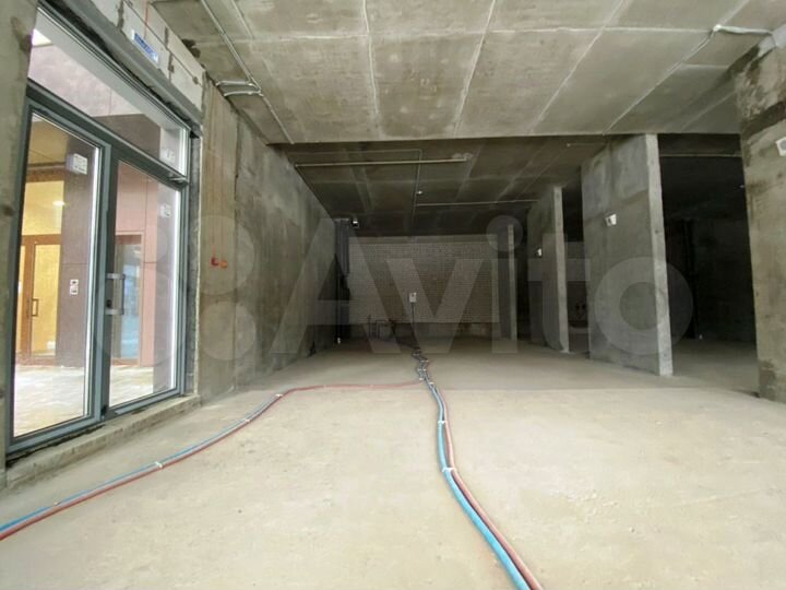 Сдается в аренду торговое помещение, 203 м²