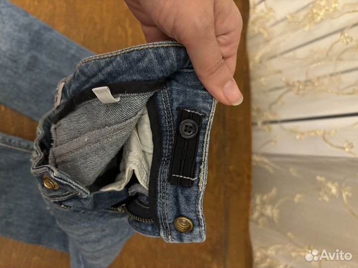 Джинсы Armani для девочки