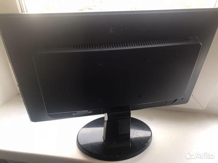 Монитор 18,5 дюймов BenQ