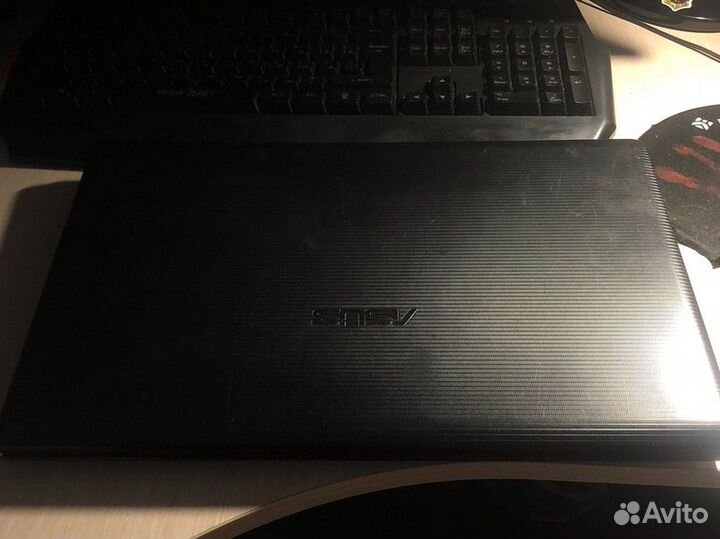 Ноутбук asus x55u