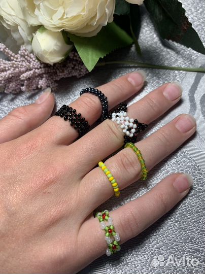 Кольца из бисера