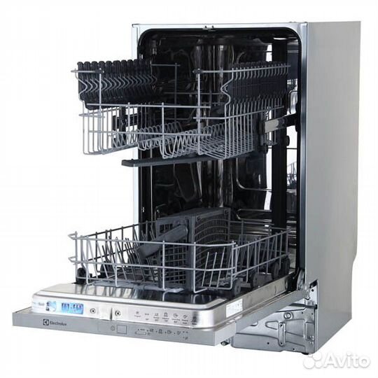 Продаю посудомоечную машину Electrolux ESL94200LO