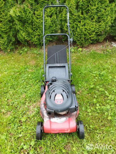 Газонокосилка бензиновая MTD 46