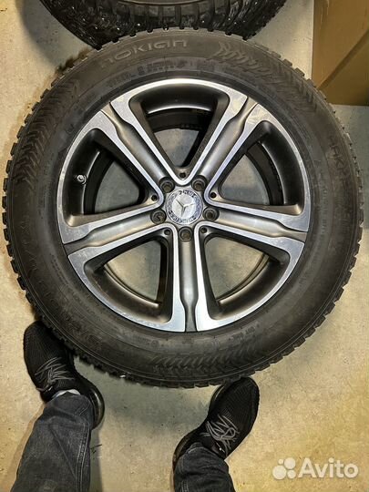 Комплект зимних колес в сборе