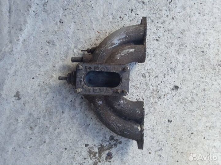 Коллектор впускной Лада 2107