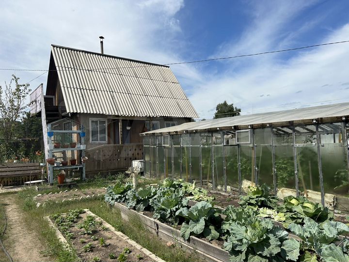 Дача 40 м² на участке 8 сот.