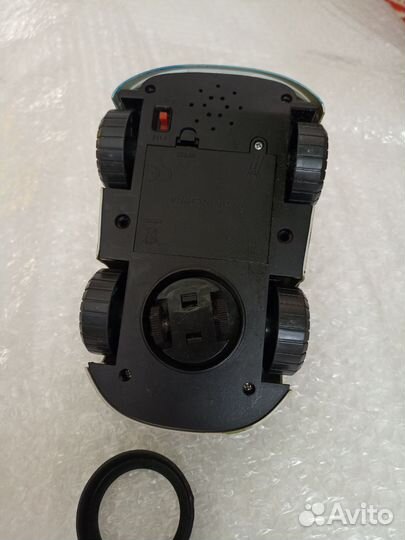 Машинка со звуковыми и световыми эфектами