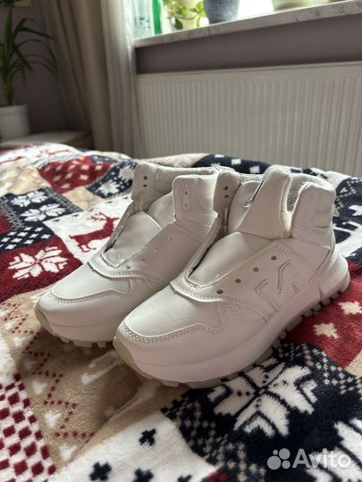 Кроссовки зимние женские 35 размер