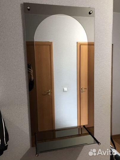 Парикмахерское зеркало