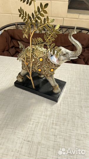 Статуэтка слон