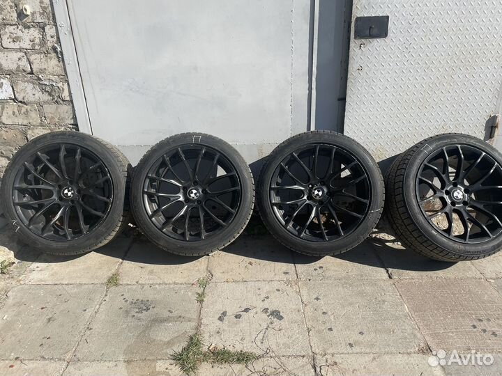 Triangle Snowlink TWT02 275/40 R20