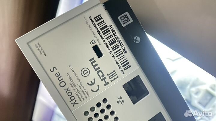 Игровая приставка xbox one s+kinekt+блок питания