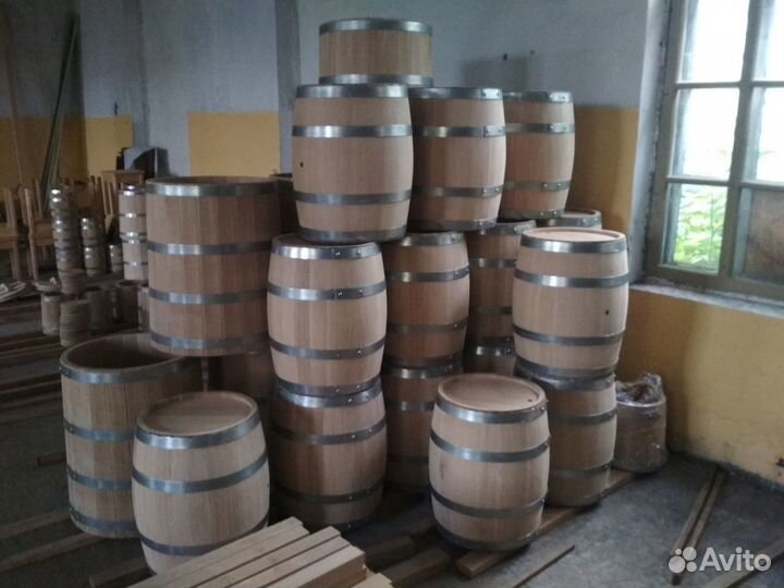 Дубовые бочки и кадки