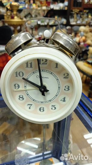 Будильник севани СССР