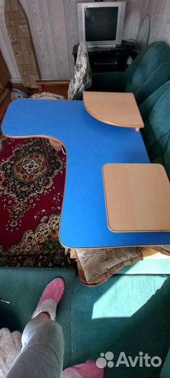 Компьютерный стол