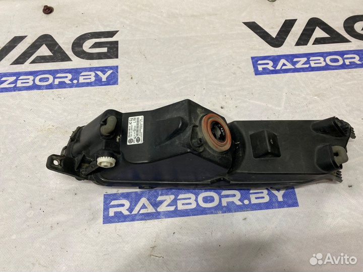 Volkswagen Passat B82015 3G0941661HVR142-281