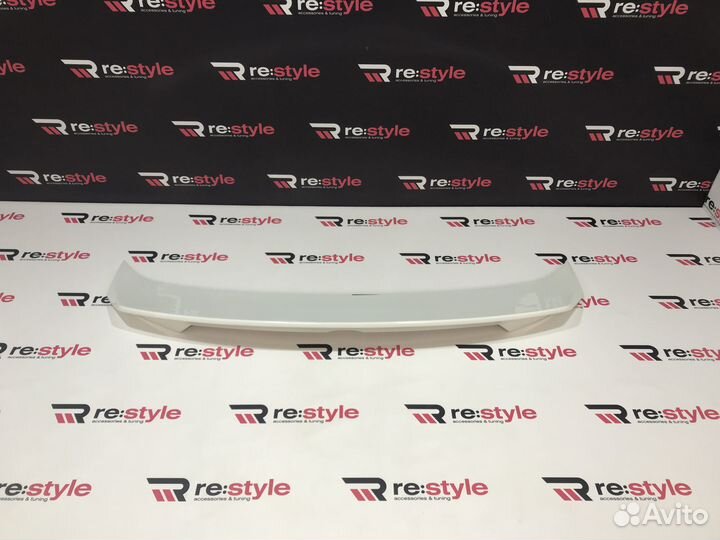 Спойлер Под стекло Lexus RX350 с16г Белый