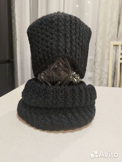 Зимняя шапка и снуд женский