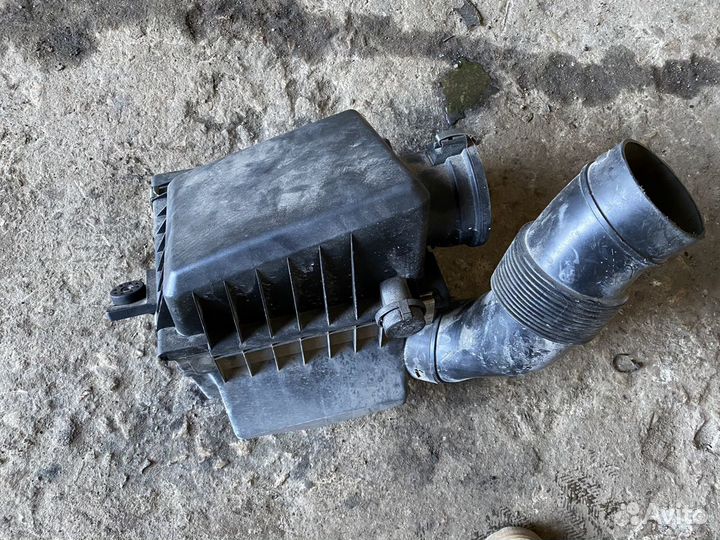 Корпус воздушного фильтра bmw x5 e53