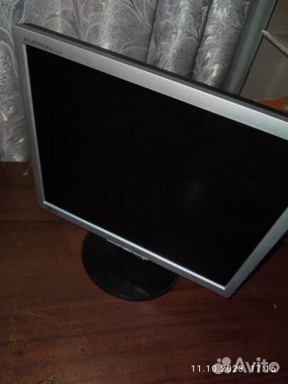 Монитор для компьютера бу