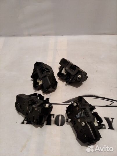 Замок двери Geely emgrand EC7