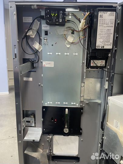 Кофейный автомат Jofemar Bluetec G335