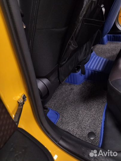 Автоковрики люкс из экокожи на BMW iX 7