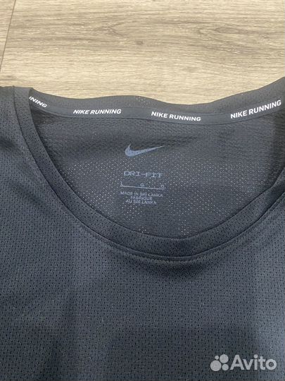 Футболка nike running dri-fit