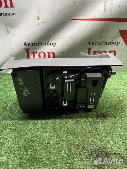 Правая крышка багажника BMW e90 3er бмв