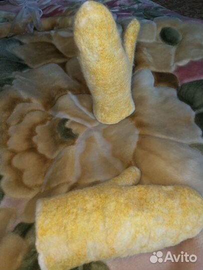 Варежки + рукавицы (молоко+золото) войлок