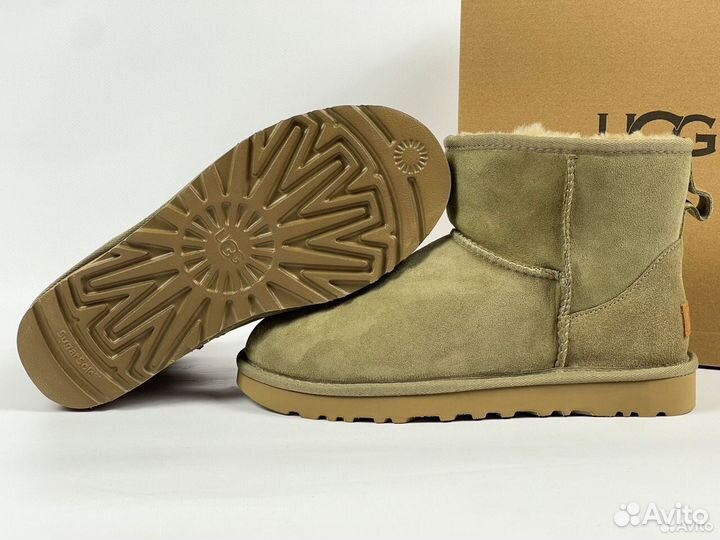 UGG Classic Mini II Boot Light Grey
