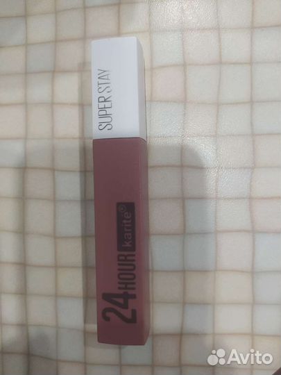 Помада матовая для губ