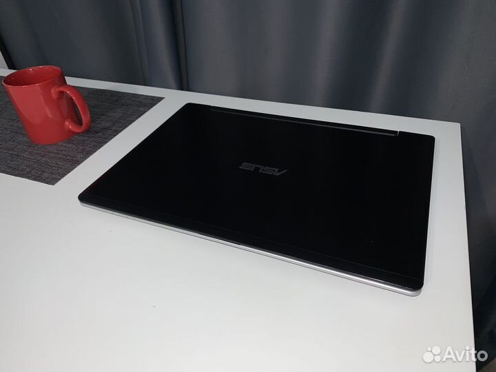 Тонкий ировой метал Asus i5 8gb GT 740m 2g SSD+HDD