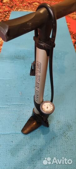 Насос велосипедный