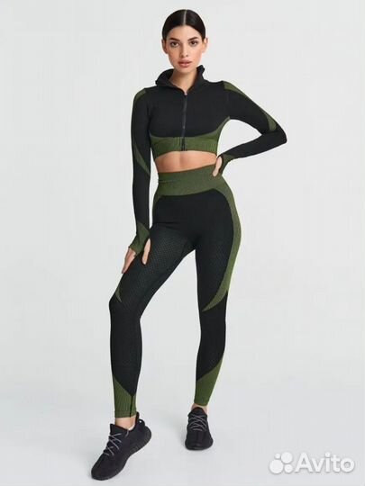 Костюм спортивный рашгард и леггинсы M L