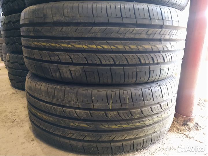 Roadstone N5000 Plus 215/45 R17