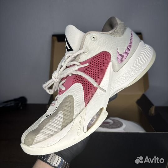 Nike Zoom Freak 4 45EU