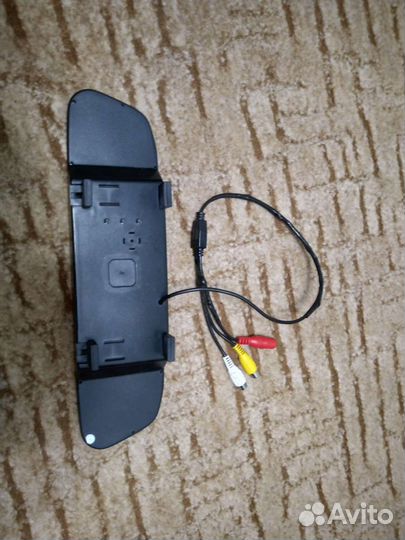 Зеркало заднего вида с монитором